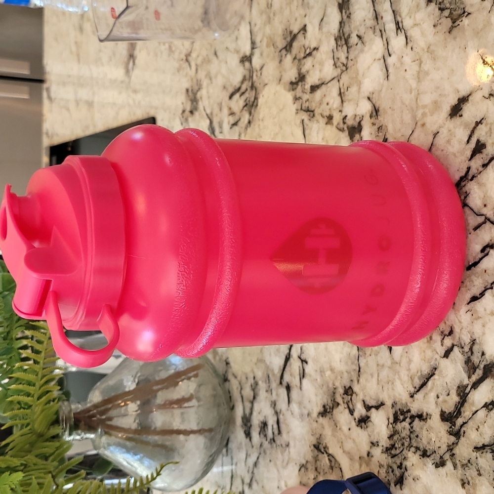 Hot pink / pomegranate Hydrojug
